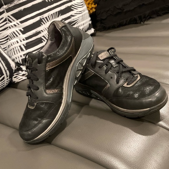 Aravon Pyper Ubal Black Sneakers Size 6.5 - Picture 3 of 11